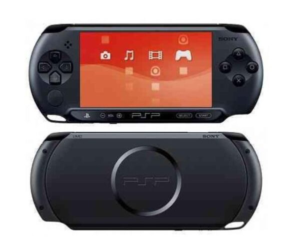 Sony PlayStation Portable (PSP) Street E1004 – Matt fekete alapgép + ajándék játékok (használt)
