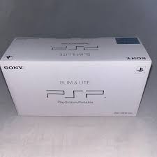 images (10) Sony PlayStation Portable (PSP) 2000 Piano Black - Slim & Lite CIB (használt)